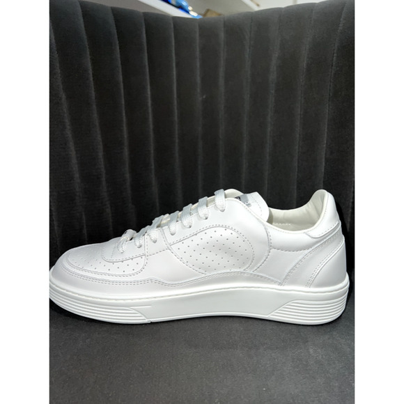 Chanel 23A White Calfskin Leather CC Logo Tie Flat Runner Trainer Sneaker 39 - Picture 9 of 12